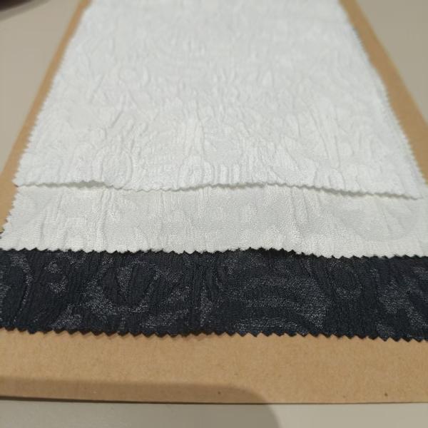 Tissu extérieur tissé à la mode 154GSM Tissu respectueux de l'environnement 89% polyester 11% ECOGRASS