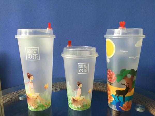 Disposable Food Grade Plastic Cups With Straw And Lid , Promotional Plastic Tumblers