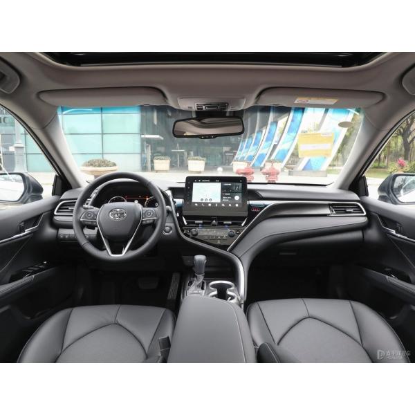 Седан Toyota Camry 2023 2.5hq Mh EV Двойной двигатель Флагманский гибридный автомобиль Бензиновый автомобиль