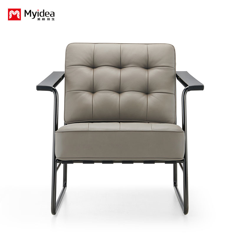 Luxury Single-Seat Leisure Leather Sofa for Manager’s Office – Crafted with Soft Yet Tough Premium Leather, High-Density Rebound Foam Padding for Lasting Comfort, and Durable Carbon Steel Legs