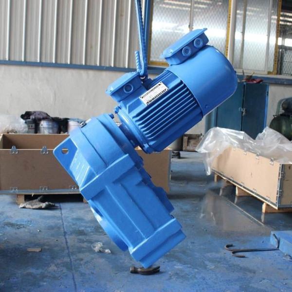 Flange Mounted FA Right Angle Speed Reducer Helix Gearbox Motor High Performance