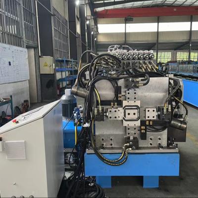 Máquina de moldagem de rolos de corte hidráulico com 20 estações 7.5Kkw Potência 0-15m/min Velocidade