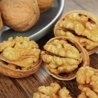 Fábrica por Varejo Acrotas chinesas em casca Xinjiang nozes 33 nozes exportar Rússia OEM ODM Amazon