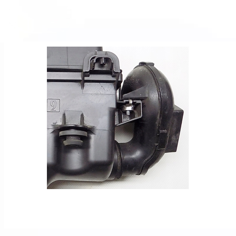 TREATON 177010Y060 177010Y070 17701-0Y060 17701-0Y070 Auto Parts Air Filter Housing Air Cleaner Box for YARIS 2014