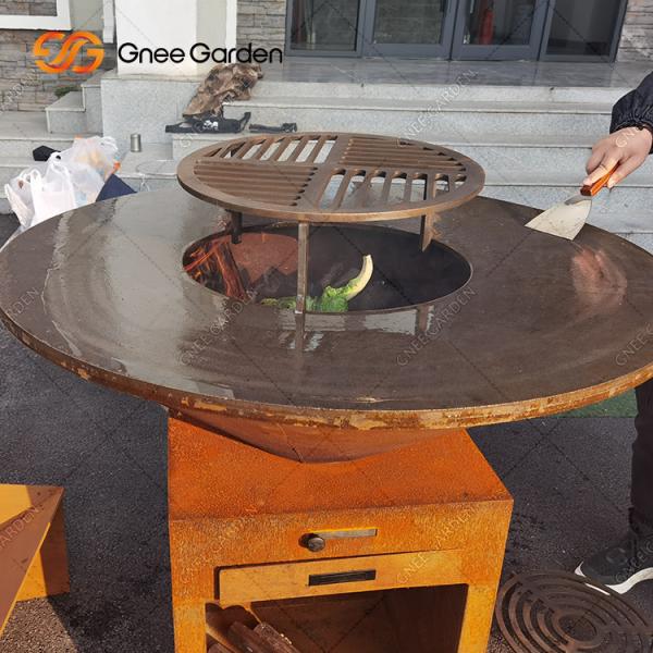 Fogo de tabela exterior de aço ardente de madeira Pit Charcoal Barbecue Grill do ASSADO de Corten