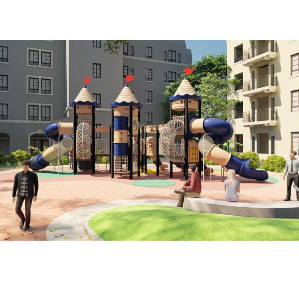 Le terrain de jeu en plastique extérieur d'enfants de jardin d'enfants glisse l'équipement