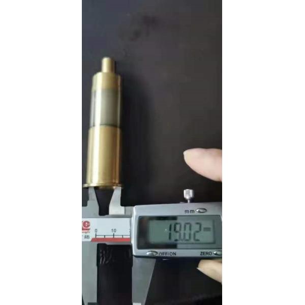 manga del inyector de combustible de 11070-Z5514 11070-Z5509 NISSAN FE6-24V