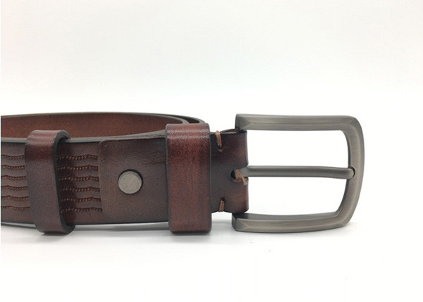 Men's Casual Leather Belt / 100% Soft Top Grain Genuine Leather Embossed Wavy Line Strap With Classic Prong Buckle