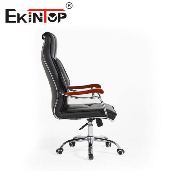 Место газлифта стула исполнительного офиса кожи шарнирного соединения эргономическое для офисной мебели