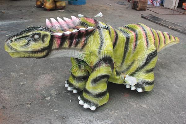 Bateria flexível bonito super do carro 12V do brinquedo do dinossauro conduzida para o shopping