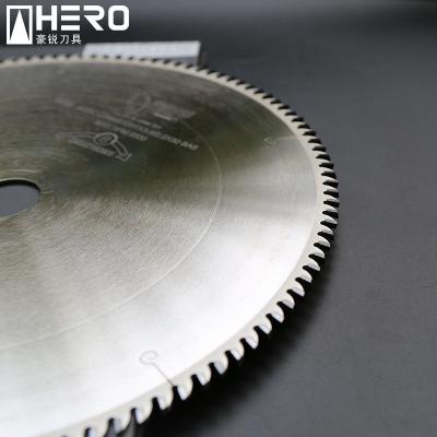 Multifunctional Tct Circular Saw Blade , Sheet Metal Circular Saw Blade Bur Free