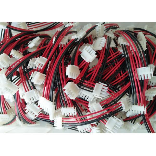 Соединитель тангажа 4П АМП 1-480702-1 МАТЭ-Н-ЛОК белизны 6.35ММ с проводкой Вириг кабеля 600В 1015 14АВГ