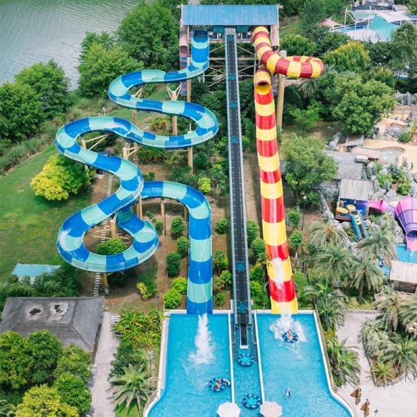 OEM ODM parc d'attractions piscine extérieure toboggan à eau en fibre de verre