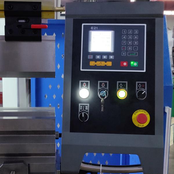 E21 Hydraulic Press Brakes With 12mm Carbon Steel / 6 Mm Stainless Steel Capacity