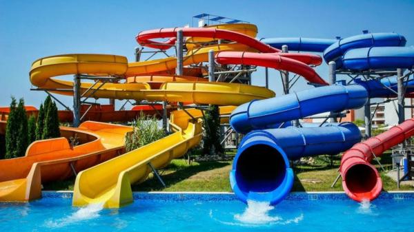 ODM Above Ground Swimming Pool Party Equipment Fiberglass Water Slide