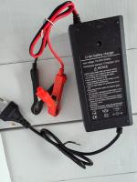 Chargeur de batterie au lithium-ion intelligent pour 24V 8S Lifepo4 Packs 29.2V 2A