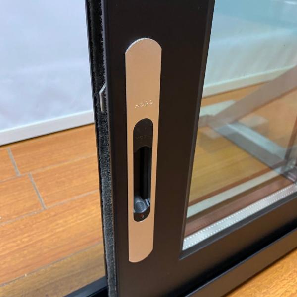 Energy Saving Windproof Double Tempered Glaze Aluminum Sliding Bathroom Window