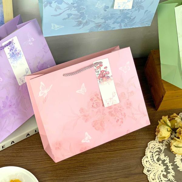 Sac cadeau papillon épaissit Sac d'emballage d'anniversaire Sac de transformation Sac cadeau de remise de diplôme Sac à main simple Sac de magasinage
