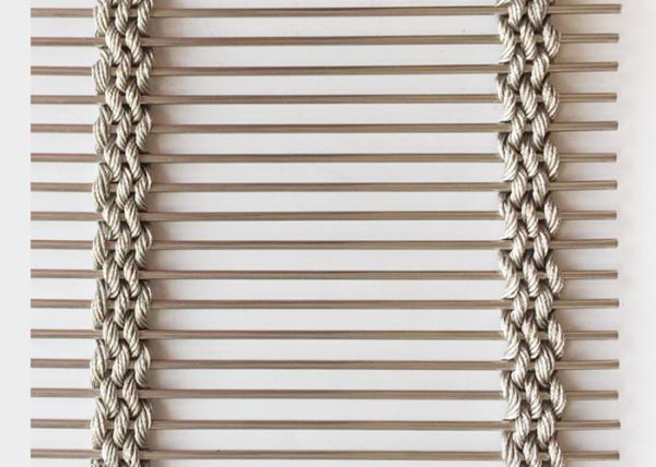 Teça a cortina arquitetónica de aço inoxidável de 7mm Mesh Building Facade Metal Mesh