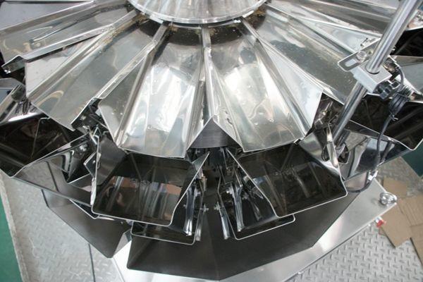 chip crisp packing machine low cost vertical form fill seal packing machinery