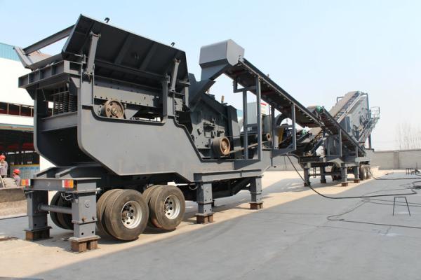 Portable Wheel Limestone Crushing Plant Gold Recovery Movable Stone Crusher