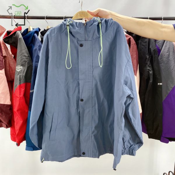 Outdoor Hiking Used Clothes Interchange Jacket Zipper Windproof Waterproof Mountaineering