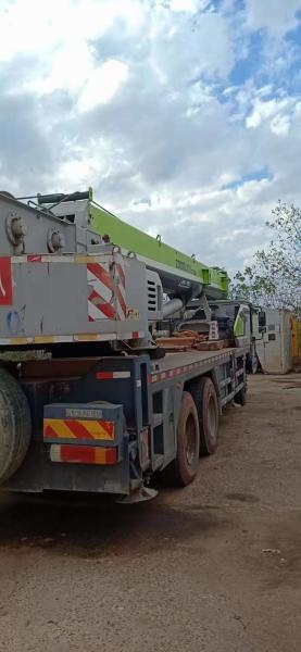 Zoomlion 25t Used Truck Crane QY25H For Logistics And Construction