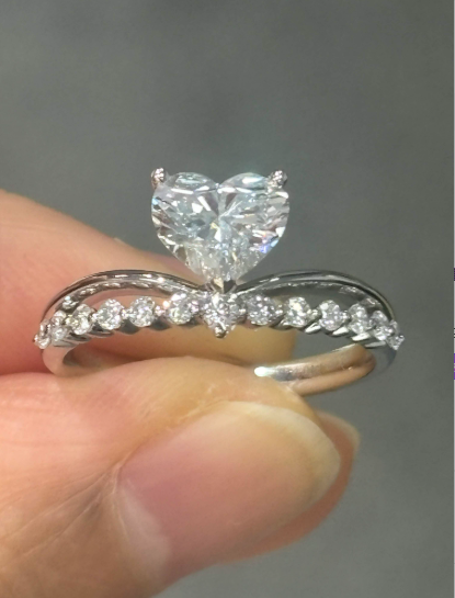 1.494ct Anneau en diamant en forme de cœur DEF VVS Laboratoire en forme de cœur Diamants cultivés PT950