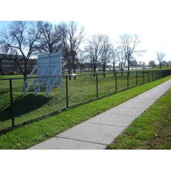 Durable Chain Link 60mm×60mm Metal Cyclone Fence For Commercial Industrial