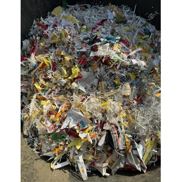 High Efficiency PP PE Woven Bags Shredder Crusher For Woven Bags Discharge Size Adjustable