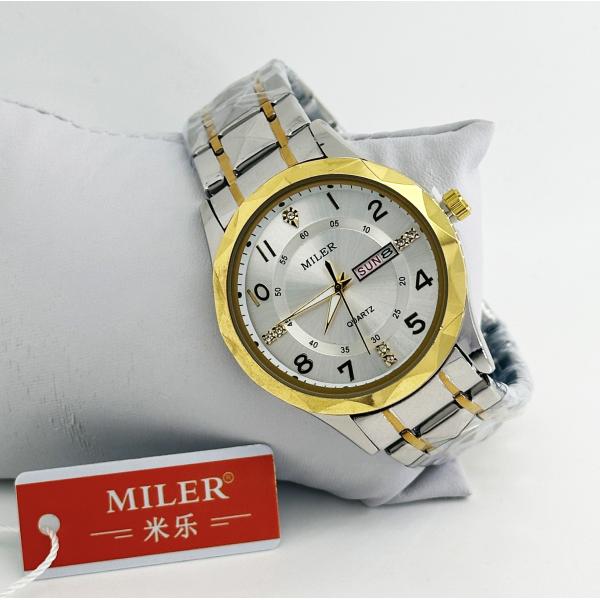 Miler Luxury Men Кварцевые часы Водостойкие Дата Неделя Светящиеся наручные часы Нержавеющая сталь Мужские часы