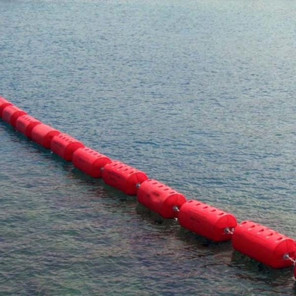 Instalação fácil Barreiras flutuantes Resistência à tração Cobertura de HDPE reciclável