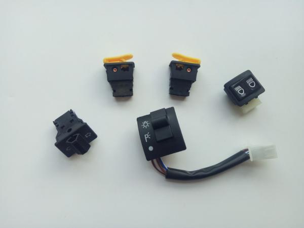 GILERA SMASH BIT  Motorcycle Handle Bar Switch Scooter Cub Motor Start , Horn , Dimmer , Winker , Lighting Switches