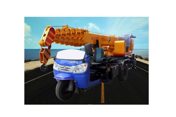 Small Tricycle Mobile Truck Mounted Hydraulic Crane 3- 5 Ton For Construction