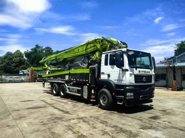 Camion pompe à béton Zoomlion 49M haute performance 2023 Équipement de construction fiable