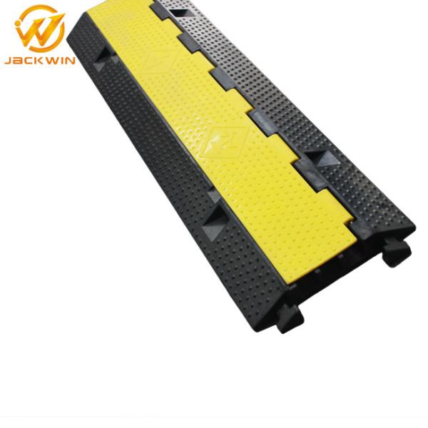 Strong Flexible One Meter Yellow Jacket 3 Channel Cable Protector , Rubber Cable Ramps