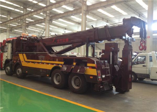 caminhões de Wrecker pesados do combustível diesel da emissão 2.8L, Wrecker da estrada do chassi de Volvo