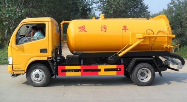 Heavy combination vacuum jetting truck , high pressure cleaning and vacuum suction truck