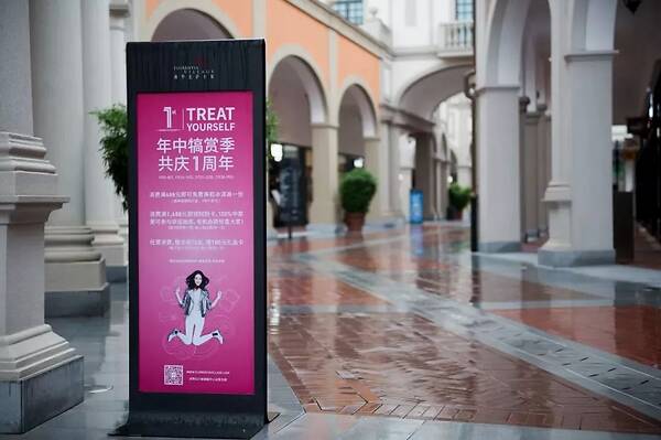 IP65 Standalone Outdoor Digital Advertising Display Screens