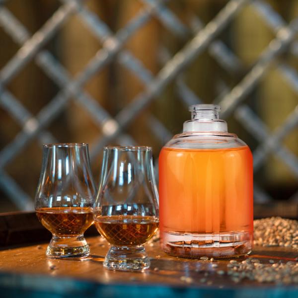 Tequila 500ml Glass Liquor Bottle Luxury Super Flint Glass Water Bottle with Lids