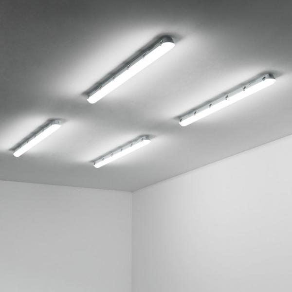 55W 80 Ra Car Washing LED Light with AC 110V Input Voltage Linear Vapor Tight Fixture