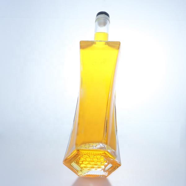 500ml 750ml 1000ml Transparent Glass Bottle with Screw Cap Industrial Beverage Base Material Glass