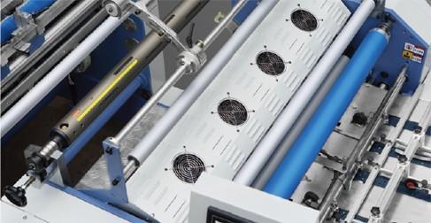 SW-820 / SWAFM-1050 Fully Automatic Thermal Film Laminating Machine With Stacker