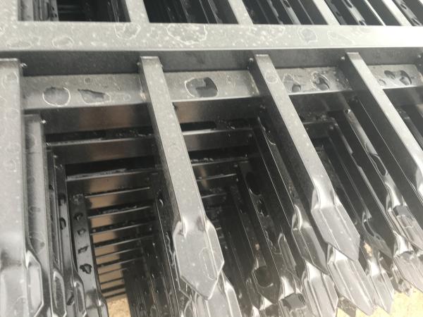 Boundary protection welded galvanized steel temporary picket fence tubular fencing