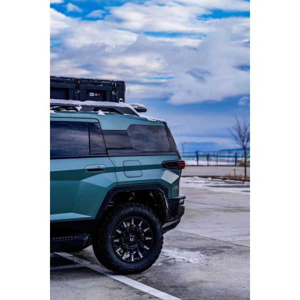 Stable Quality Heavy Duty V7 240L Cargo Rotoplastic Waterproof Off-Road Tank Truck Multi-Function Case ODM Customizable