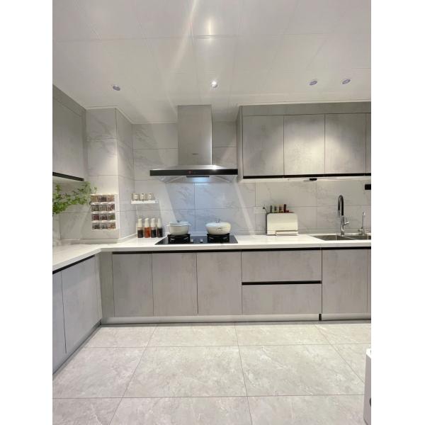 Armoire moderne en contreplaqué, ensemble de meubles complet avec îlots, cuisine sur mesure