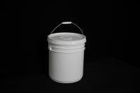 White Round 5 Gallon Plastic Buckets UV Resistant With Lid For Industry Agriculture Food Medicine