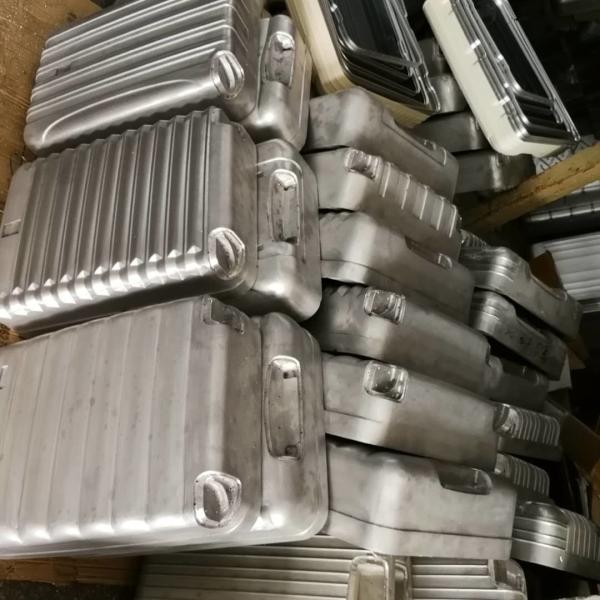 Hard Shell Luggage/Suitcase/Trolley Bag/Beauty Case/Pilot  Aluminum Mould.