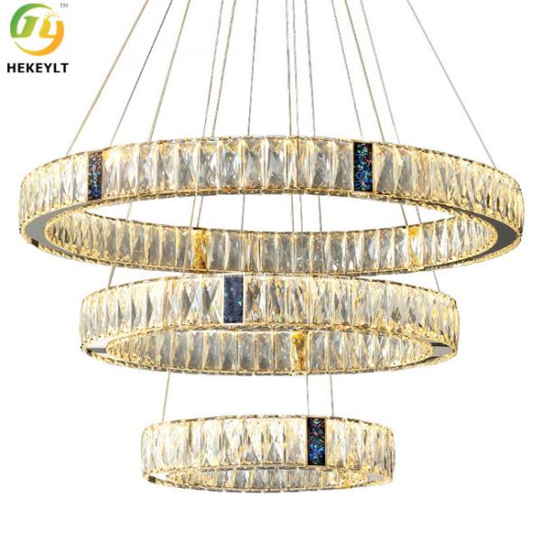 Круговая смертная казнь через повешение приведенная освещая привесное золото K9 Кристл