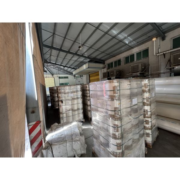 PET Thermal Lamination Film with Heat-activated Adhesive and Soft Hardness for Up To 2200 Mm Width Applications
